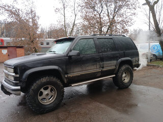 1998 Chevrolet Tahoe I, чёрный, 1700000 рублей, вид 3
