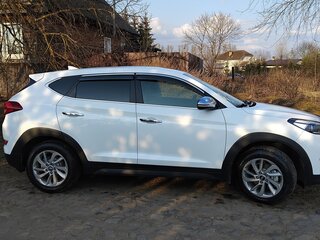 2017 Hyundai Tucson III, белый, 2250000 рублей, вид 4