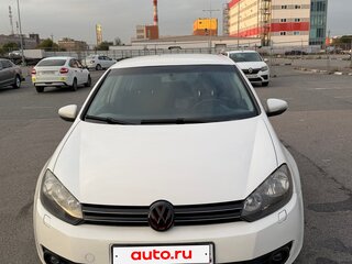 2011 Volkswagen Golf VI, белый, 685000 рублей, вид 2