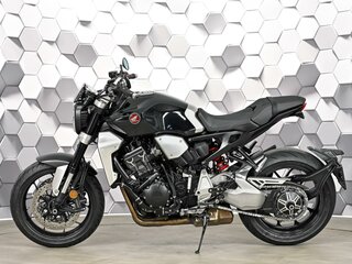 2018 Honda CB 1000R, чёрный, 975000 рублей, вид 4