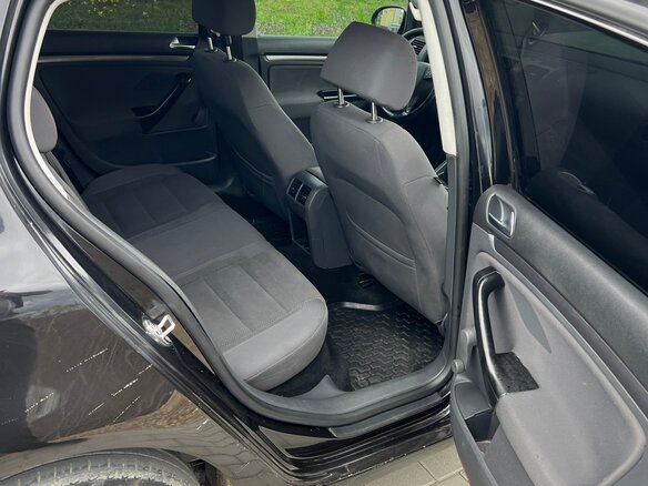2005 Volkswagen Golf V, чёрный, 650000 рублей - вид 14