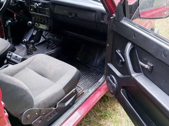 2011 Lada (ВАЗ) 2121 (4x4) I Рестайлинг, красный - вид 12