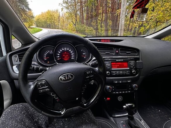 2013 Kia Ceed II, белый, 795000 рублей - вид 7