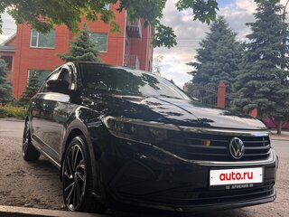 2021 Volkswagen Polo VI, чёрный, 2050000 рублей, вид 3