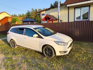 2019 Ford Focus III Рестайлинг, белый, 899999 рублей, вид 4