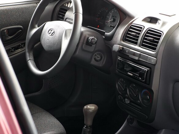 2008 Hyundai Accent ТагАЗ II, красный, 600000 рублей - вид 9