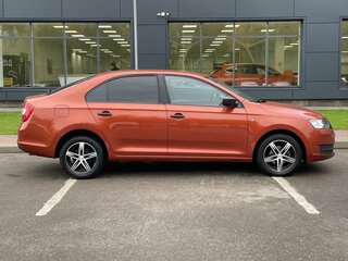 2017 Skoda Rapid I, оранжевый, 965000 рублей, вид 4