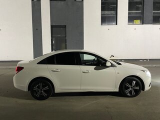 2012 Chevrolet Cruze I, белый, 750000 рублей, вид 3