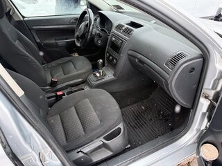 2012 Skoda Octavia II (A5) Рестайлинг, серый, 390000 рублей, вид 3