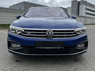 2021 Volkswagen Passat B8 Рестайлинг, синий, 3320000 рублей, вид 4