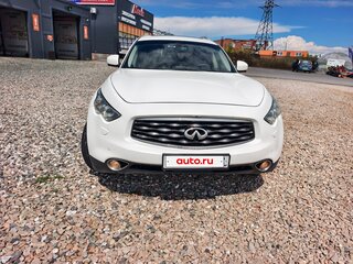 2011 Infiniti FX37 II (S51) Рестайлинг, белый, 1700000 рублей, вид 2