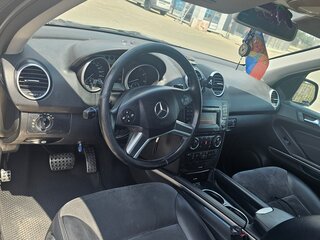 2009 Mercedes-Benz M-Класс 350 II (W164) Рестайлинг, чёрный, 1380000 рублей, вид 5