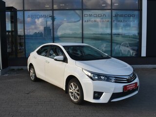 2013 Toyota Corolla XI (E160, E170, E180), белый, 990000 рублей, вид 3
