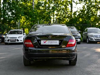2011 Mercedes-Benz C-Класс 180 BlueEFFICIENCY III (W204), чёрный, 783000 рублей, вид 4