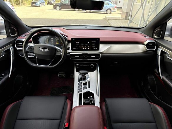 2022 Geely Coolray I, серый, 1625000 рублей - вид 12