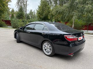 2016 Toyota Camry VII (XV50) Рестайлинг, чёрный, 2100000 рублей, вид 5