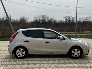 2009 Hyundai i30 I, бежевый, 520000 рублей, вид 4