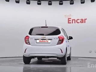 2021 Chevrolet Spark IV Рестайлинг, белый, 1015000 рублей, вид 4