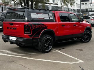 2024 Ram 1500 Crew Cab V Рестайлинг, красный, 8450000 рублей, вид 5