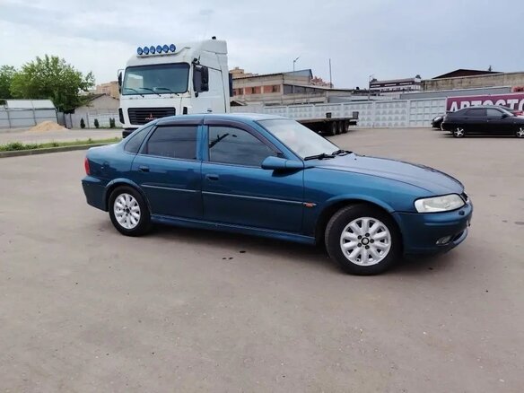 2001 Opel Vectra B Рестайлинг, синий, 180000 рублей - вид 2