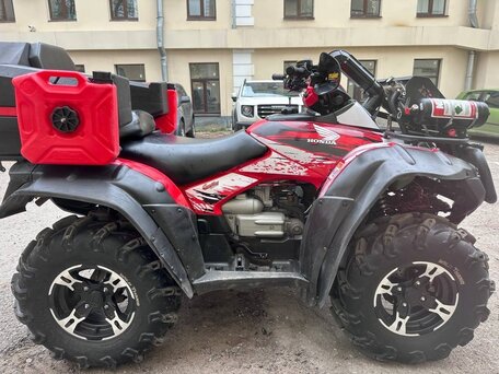 2011 Honda TRX 680 (Rincon), красный, 750000 рублей, вид 5