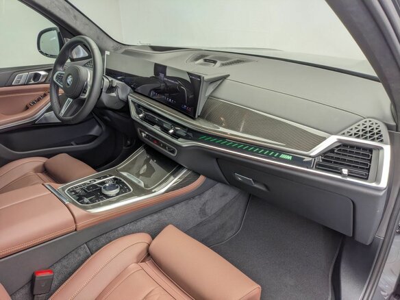 2026 BMW X7 M60i I (G07) Рестайлинг, серый, 23200000 рублей - вид 8