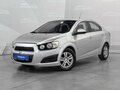2014 Chevrolet Aveo II, серебристый, 550000 рублей