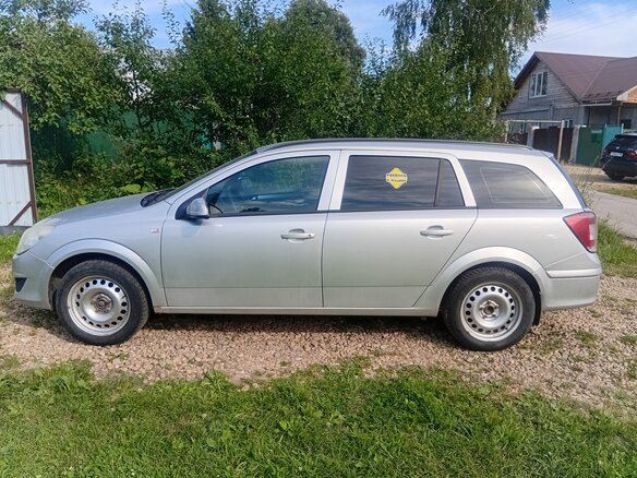 2009 Opel Astra H Рестайлинг, серебристый, 350000 рублей - вид 4