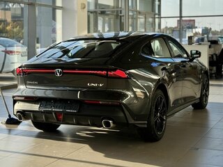 2024 Changan UNI-V I, серый, 3329900 рублей, вид 4