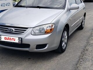 2007 Kia Cerato I Рестайлинг, серебристый, 550000 рублей, вид 1