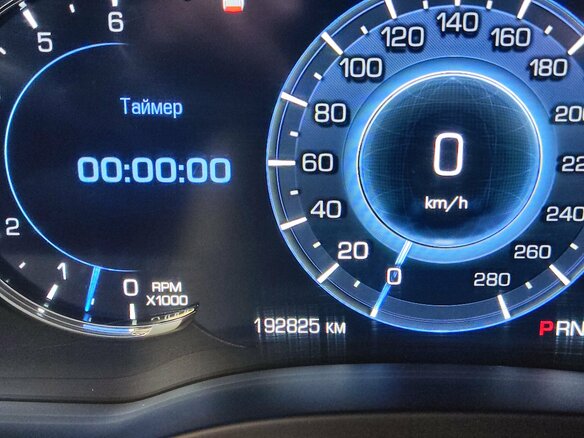 2016 Cadillac Escalade IV, чёрный, 4000000 рублей - вид 12