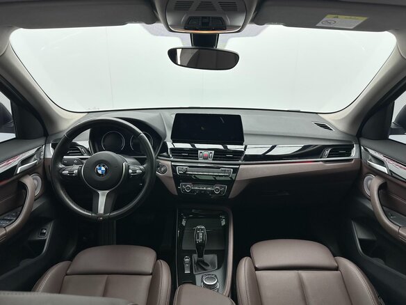 2022 BMW X1 Long 20Li sDrive II (F48) Рестайлинг, белый, 2590000 рублей - вид 8