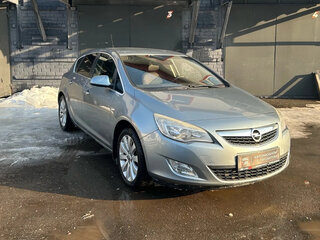 2011 Opel Astra J, серебристый, 480000 рублей, вид 3