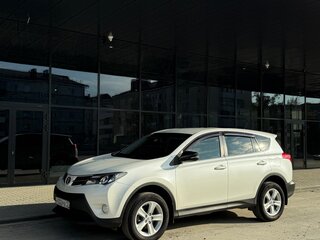 2013 Toyota RAV4 IV (XA40), белый, 1680000 рублей, вид 4