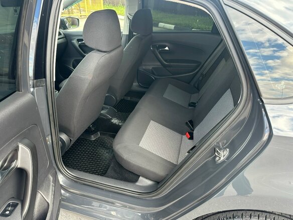 2013 Volkswagen Polo V, серый, 890000 рублей - вид 31