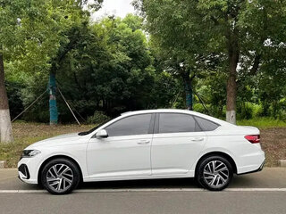2024 Volkswagen Lavida III Рестайлинг, белый, 1159000 рублей, вид 3