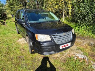 2009 Chrysler Town & Country V, чёрный, 790000 рублей, вид 3