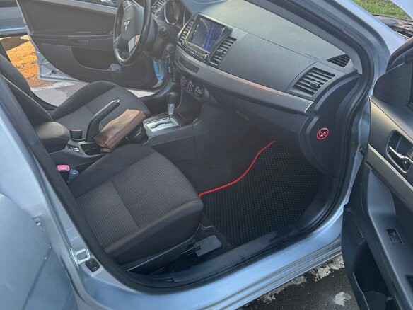 2007 Mitsubishi Lancer X, серебристый, 800000 рублей - вид 9