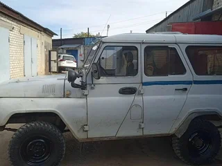 1999 УАЗ 31519, серый, 400000 рублей, вид 2