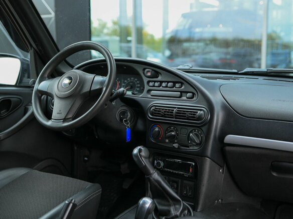 2014 Chevrolet Niva I Рестайлинг, чёрный - вид 9