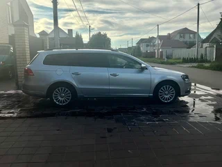 2012 Volkswagen Passat B7, серебристый, 1000000 рублей, вид 4