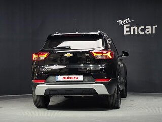 2023 Chevrolet TrailBlazer III, чёрный, 2000444 рублей, вид 4