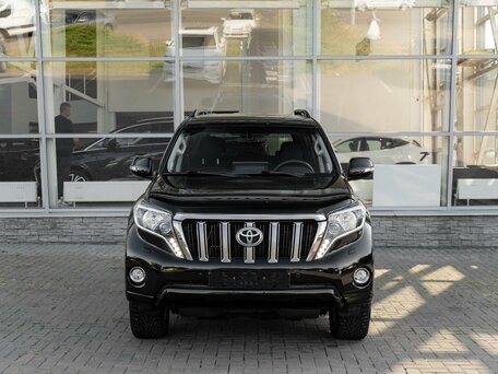 2015 Toyota Land Cruiser Prado 150 Series Рестайлинг 1, чёрный, 3199000 рублей, вид 5