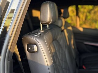 2023 BMW X7 40i I (G07) Рестайлинг, чёрный, 7000000 рублей, вид 4