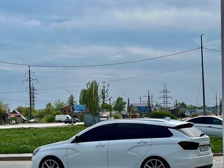 2020 Lada (ВАЗ) Vesta SW I, белый, 1300000 рублей, вид 2