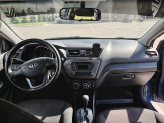 2012 Kia Rio 4-speed III, синий, 850000 рублей, вид 5