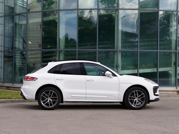 2024 Porsche Macan I Рестайлинг 2, белый, 8990000 рублей - вид 5