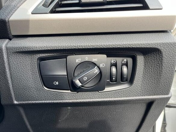 2016 BMW 1 серии 118i II (F20/F21) Рестайлинг, белый, 1080000 рублей - вид 26