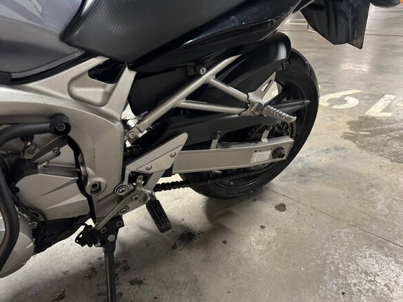 2005 Yamaha FZ6, серебристый, 430000 рублей - вид 2