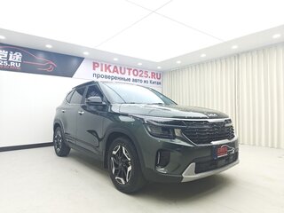 2023 Kia Seltos I Рестайлинг, зелёный, 1950000 рублей, вид 3